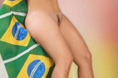 Barbara Brasil (31) 98896-8277